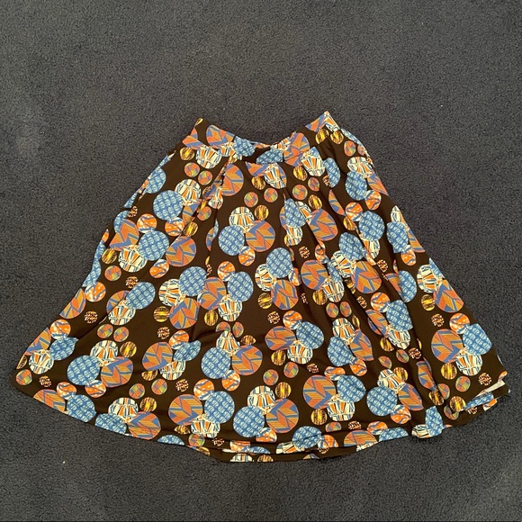 LOT OF 2 XS MADISON SKIRT LULAROE - Picture 2 of 4